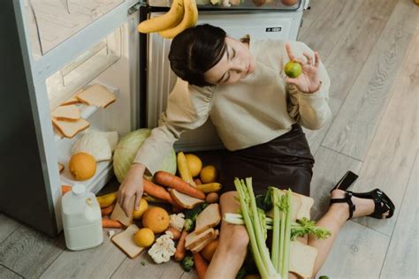 When Can I Put Food in My New Fridge Freezer: And Why Do Bananas Always Turn Brown First?